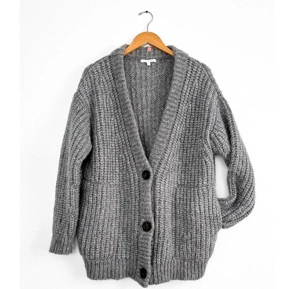 LUNYA Chunky Wool Cardigan in Serene Gray size xs/s - Picture 8 of 11